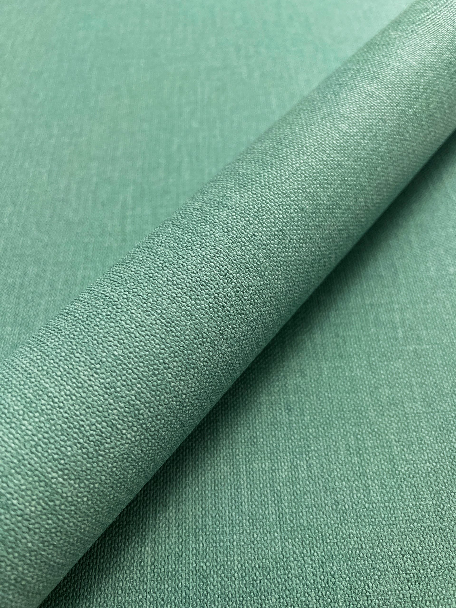 Gloom Uni Mint