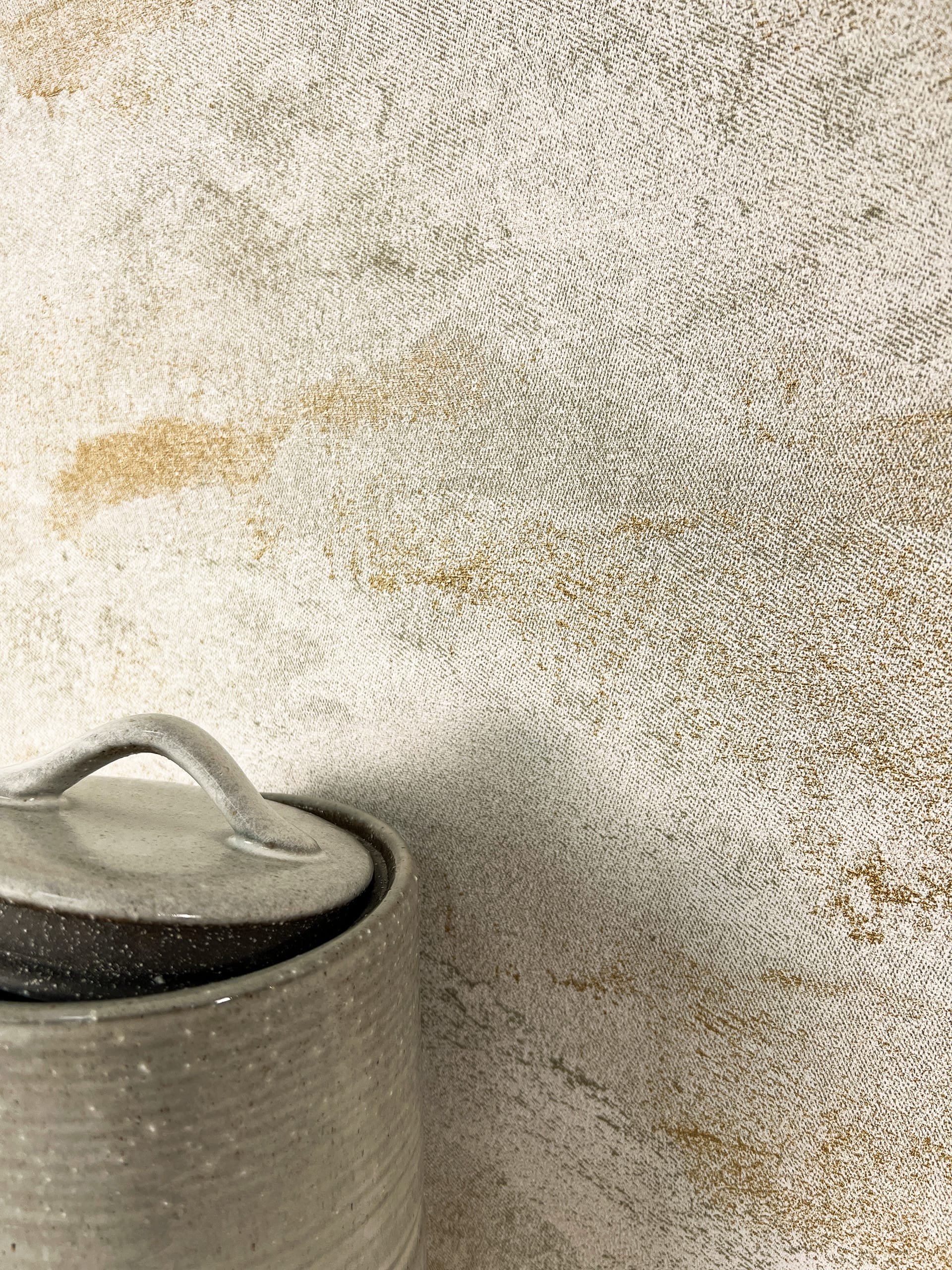 Mislav Beige